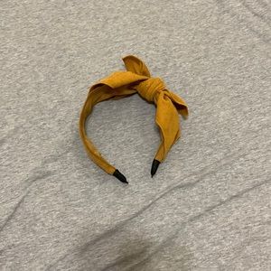 Soft mustard headband with bow